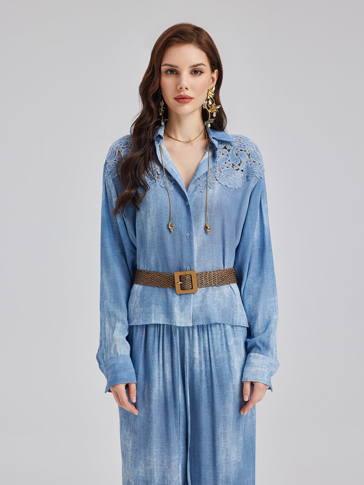 Appliqué Embroidery Denim Gradient Shirt