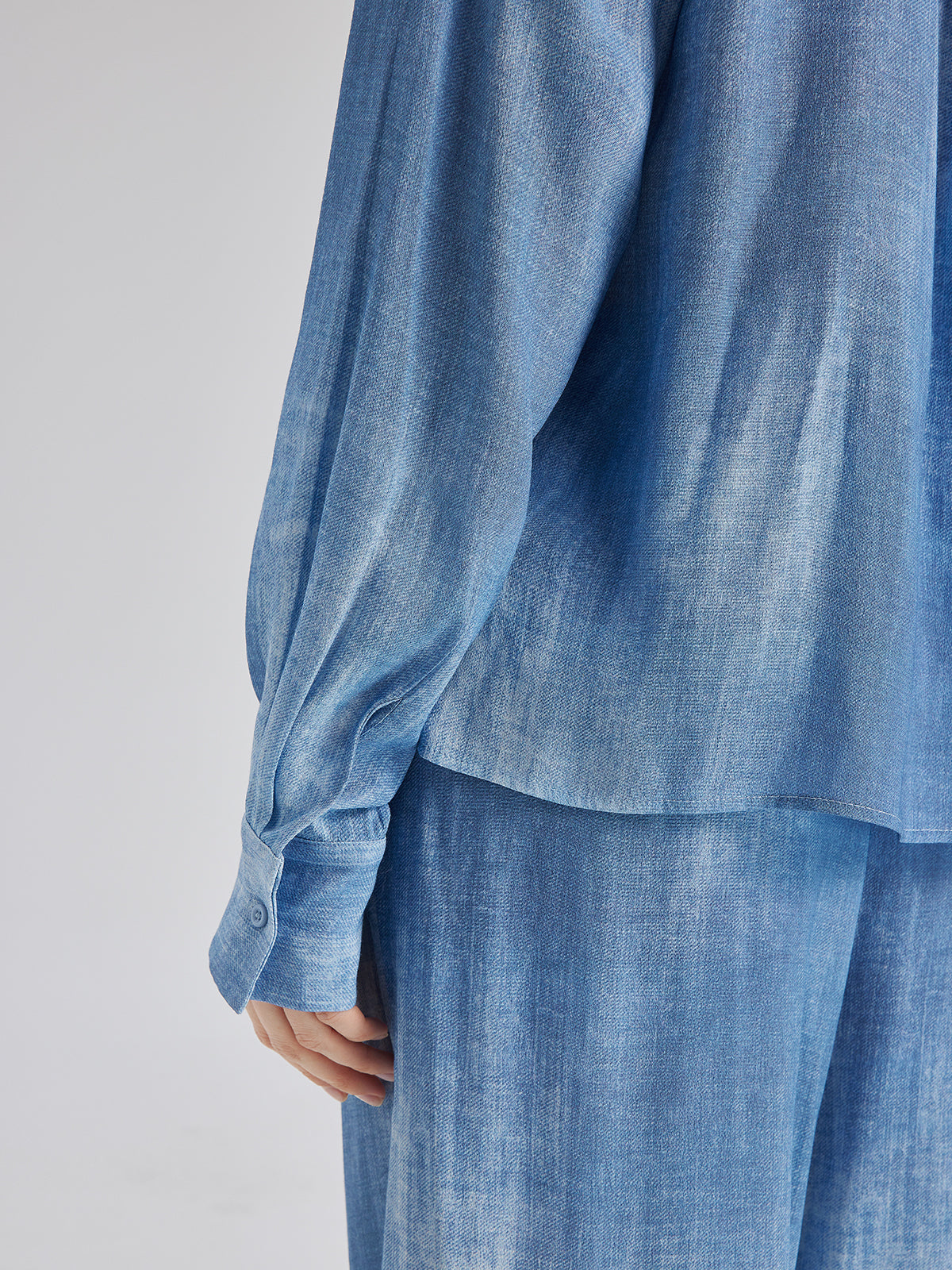 Appliqué Embroidery Denim Gradient Shirt